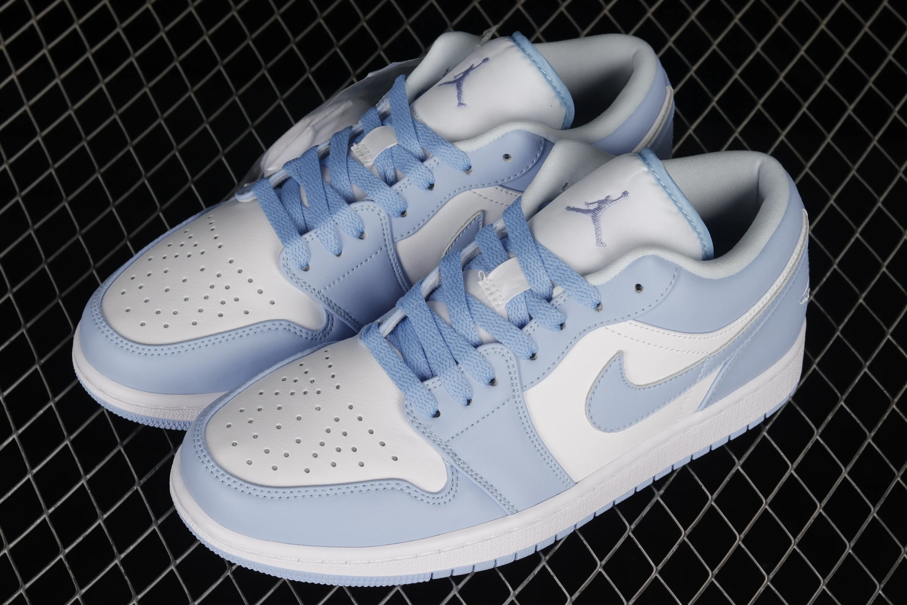 All categories Air Jordan Jordan series basketball shoes Air Jordan 1 Low Air Jordan 1 Low "Aluminum" AJ1 Joe 1 new North Carolina blue DC0774-141